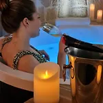 Les Spas De La Mer, & Spa, Room, Plein Coeur Du Grau Apartamento
