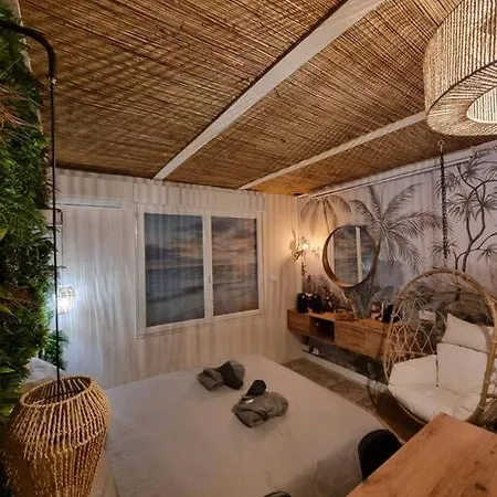 Apartamento Les Spas De La Mer, & Spa, Room, Plein Coeur Du Grau Le Grau-du-Roi