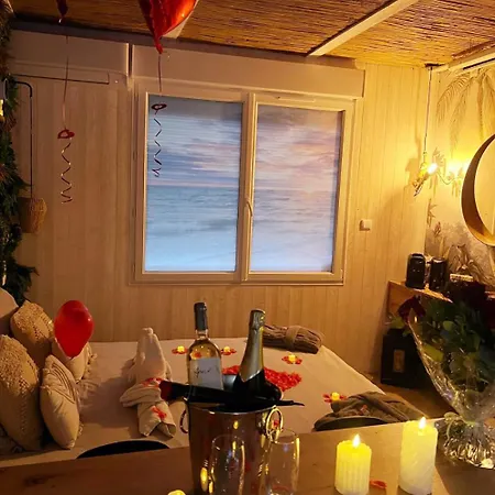 アパート Les Spas De La Mer, & Spa, Room, Plein Coeur Du Grau *